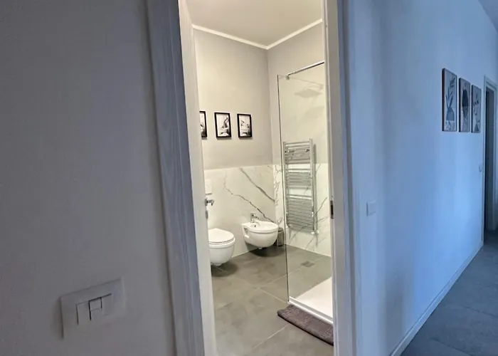 Apartment Dolce Vita Family - Private Parking, Self Check In * Como