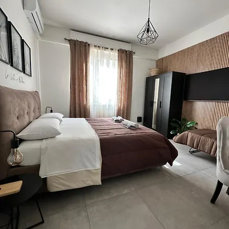 Dolce Family - Private Parking, Self Check In * Como