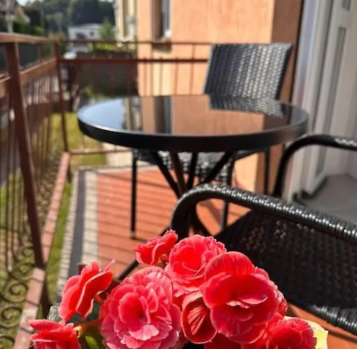 Dolce Family - Private Parking, Self Check In Apartment *