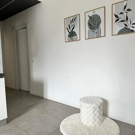 Dolce Family - Private Parking, Self Check In * Côme